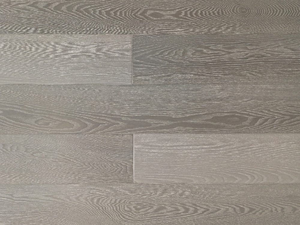Pavimentazione in WPC con impiallacciatura in legno vinilico